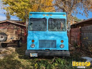 2003 Workhorse P-42 Coffee & Beverage Truck Concession Window Wyoming Diesel Engine for Sale