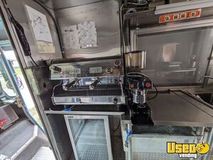 2003 Workhorse P-42 Coffee & Beverage Truck Diamond Plated Aluminum Flooring Wyoming Diesel Engine for Sale