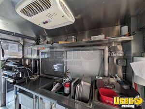 2003 Workhorse P-42 Coffee & Beverage Truck Stainless Steel Wall Covers Wyoming Diesel Engine for Sale