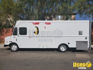 2003 Workhorse P42 All-purpose Food Truck Concession Window Nevada Diesel Engine for Sale