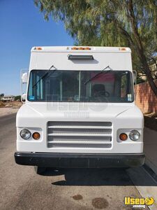 2003 Workhorse P42 All-purpose Food Truck Stainless Steel Wall Covers Nevada Diesel Engine for Sale