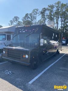 2003 Workhorse P42 Kitchen Food Truck All-purpose Food Truck Florida Diesel Engine for Sale