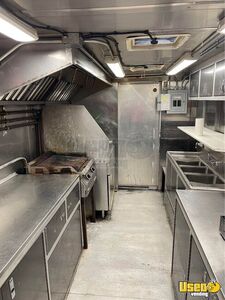 2003 Workhorse Step Van Kitchen Food Truck All-purpose Food Truck Concession Window Illinois Gas Engine for Sale