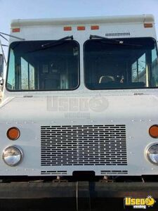 2003 Workhorse Step Van Kitchen Food Truck All-purpose Food Truck Concession Window Indiana Diesel Engine for Sale