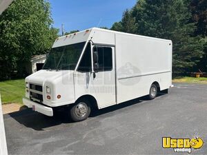 2003 Workhorse Stepvan Michigan Gas Engine for Sale