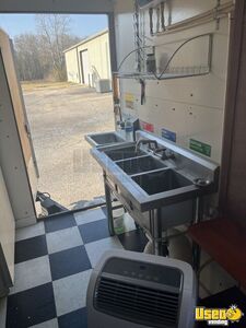 2004 04 Kitchen Food Trailer Flatgrill Mississippi for Sale