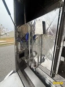 2004 2400 Lunch Serving Food Truck 13 New Jersey Gas Engine for Sale