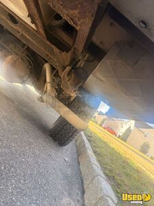 2004 2400 Lunch Serving Food Truck 15 New Jersey Gas Engine for Sale