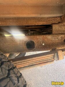 2004 2400 Lunch Serving Food Truck 18 New Jersey Gas Engine for Sale