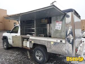 2004 2500 Hd Lunch Serving Food Truck Warming Cabinet New York Gas Engine for Sale