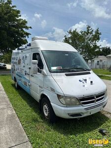 2004 2500 Pet Care / Veterinary Truck Air Conditioning Florida Diesel Engine for Sale