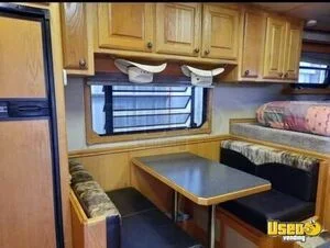 2004 3 Horse Living Quarters 3-horse Lq Trailer 7 Texas for Sale