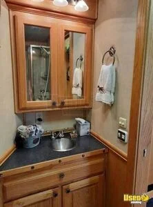 2004 3 Horse Living Quarters 3-horse Lq Trailer 8 Texas for Sale