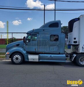 2004 387 Peterbilt Semi Truck Under Bunk Storage New Jersey for Sale
