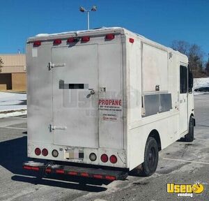 2004 All-purpose Food Truck All-purpose Food Truck Refrigerator Maryland Gas Engine for Sale
