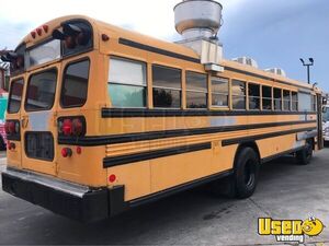 2004 All-purpose Food Truck Concession Window Texas Diesel Engine for Sale