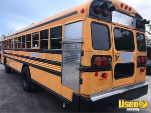 2004 All-purpose Food Truck Diamond Plated Aluminum Flooring Texas Diesel Engine for Sale