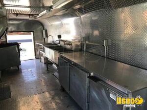2004 All-purpose Food Truck Electrical Outlets Florida Diesel Engine for Sale