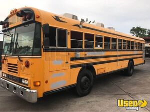 Huge 2004 International Bluebird Diesel School Bus- Food Truck for Sale in Texas!