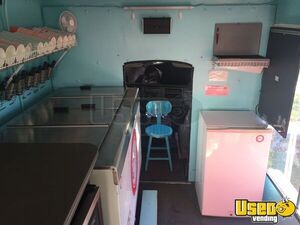 2004 All-purpose Food Truck Work Table Virginia Gas Engine for Sale