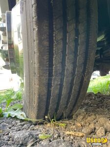 2004 Allegro Bay Lunch Serving Food Truck Exhaust Hood Ohio Gas Engine for Sale