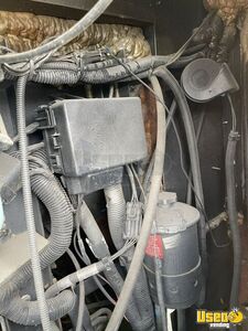 2004 Allegro Bay Lunch Serving Food Truck Hot Water Heater Ohio Gas Engine for Sale