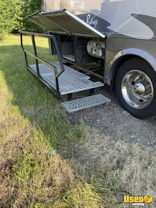 2004 Allegro Bay Lunch Serving Food Truck Stovetop Ohio Gas Engine for Sale