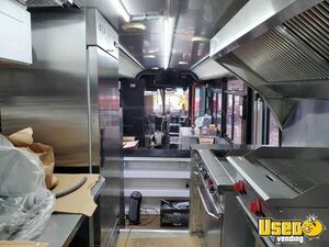 2004 Bustaurant Kitchen Food Truck All-purpose Food Truck Deep Freezer New York for Sale