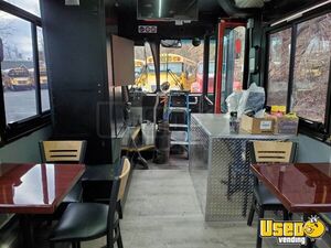 2004 Bustaurant Kitchen Food Truck All-purpose Food Truck Prep Station Cooler New York for Sale