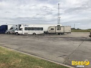 2004 C5500 Pet Care / Veterinary Truck Shore Power Cord Missouri Diesel Engine for Sale