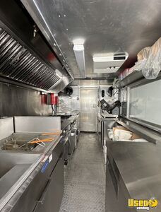 2004 Chassi All-purpose Food Truck Insulated Walls South Carolina Diesel Engine for Sale