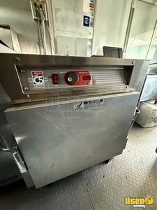 2004 E350 All-purpose Food Truck Diamond Plated Aluminum Flooring Virginia Gas Engine for Sale