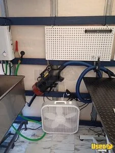 2004 E350 Cutaway Pet Care / Veterinary Truck Shore Power Cord Virginia Gas Engine for Sale