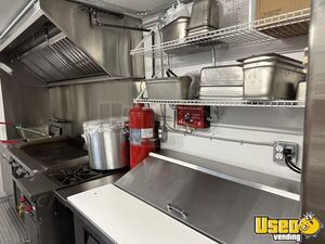 2004 E350 Kitchen Food Truck All-purpose Food Truck Propane Tank Tennessee Gas Engine for Sale