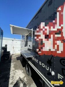 2004 E350 Kitchen Food Truck All-purpose Food Truck Steam Table Tennessee Gas Engine for Sale