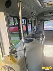 2004 E350 Super Duty Cargo Commercial Van 3d All-purpose Food Truck Hand-washing Sink Ohio Gas Engine for Sale