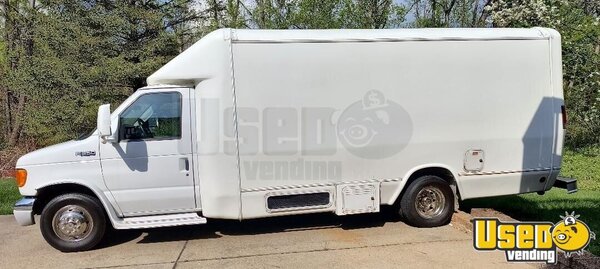 2004 E350 Super Duty Mobile Boutique Pennsylvania Diesel Engine for Sale