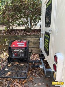 2004 E350 Super Duty Passenger Xlt Pet Care / Veterinary Truck Water Tank Georgia Gas Engine for Sale