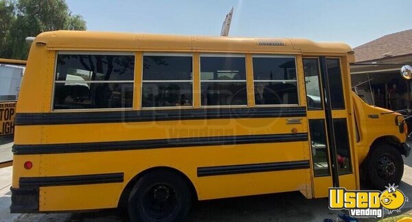 2004 E350 Super Duty School Bus School Bus California Diesel Engine for Sale