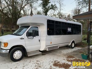 2004 E450 Kitchen Food Truck All-purpose Food Truck Cabinets Louisiana Gas Engine for Sale