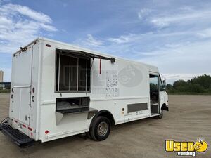 2004 E450 Step Side All-purpose Food Truck Concession Window Northwest Territories Gas Engine for Sale