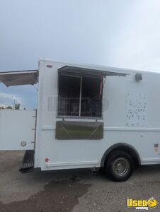 2004 E450 Step Side All-purpose Food Truck Insulated Walls Northwest Territories Gas Engine for Sale