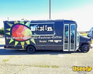 2004 E450 Super Duty All-purpose Food Truck Air Conditioning Colorado Diesel Engine for Sale