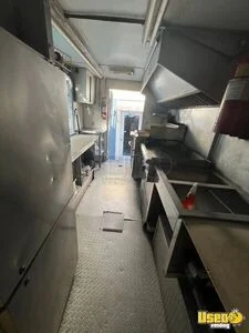 2004 Econo/club Wagon All-purpose Food Truck Diamond Plated Aluminum Flooring Florida Gas Engine for Sale