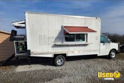 2004 Express All-purpose Food Truck North Carolina Gas Engine for Sale
