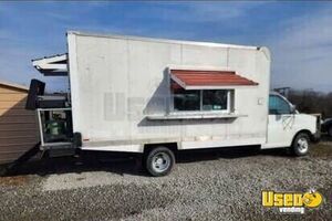 2004 Express All-purpose Food Truck North Carolina Gas Engine for Sale