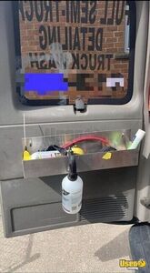 2004 Express Van Auto Detailing Trailer / Truck 5 Michigan Gas Engine for Sale