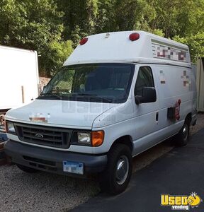 2004 F-350 Cannoli And Bakery Concession Food Truck Bakery Food Truck Connecticut Gas Engine for Sale