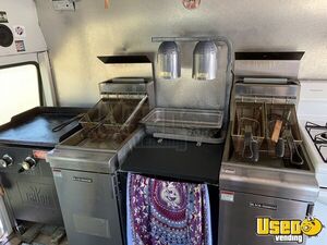 2004 F450 Blue Bird Kitchen Food Truck All-purpose Food Truck Refrigerator Illinois Diesel Engine for Sale