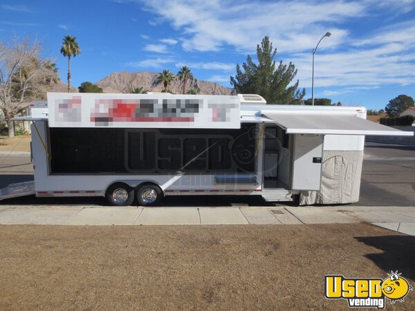 2004 Featherlite - Model #4940 Mobile Business Nevada for Sale